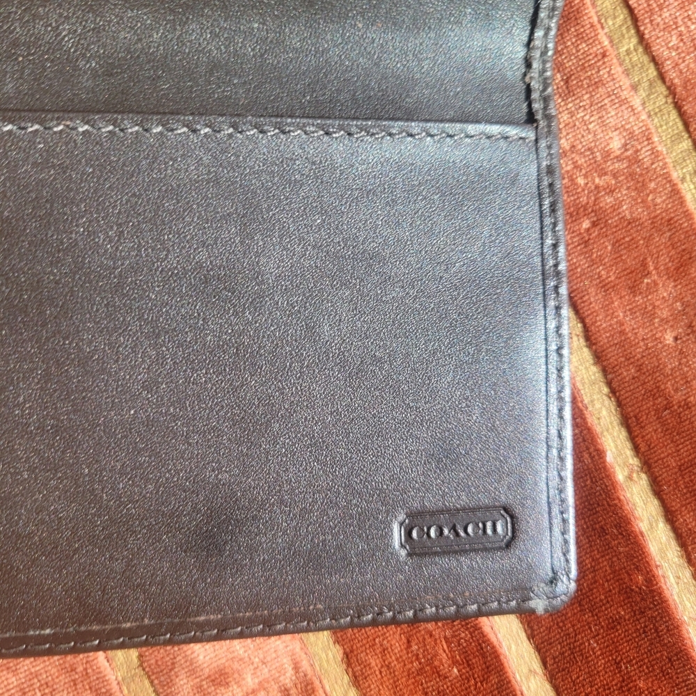 Coach Signature Checkbook - Picture 8 of 8